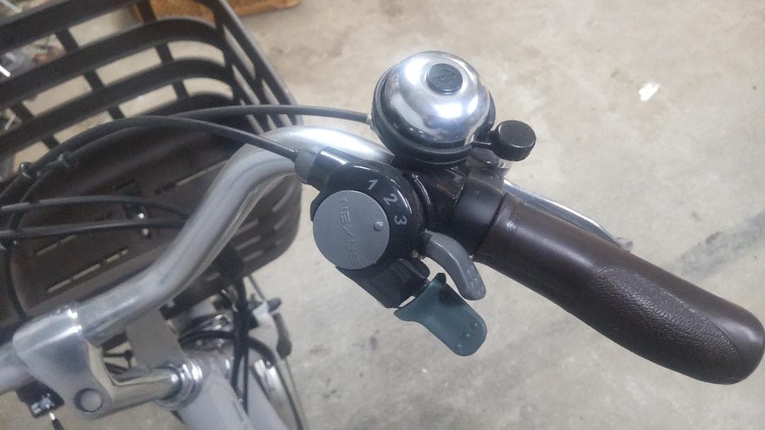 愛知発　ブリジストン　電動アシスト三輪自転車　ラクットワゴン