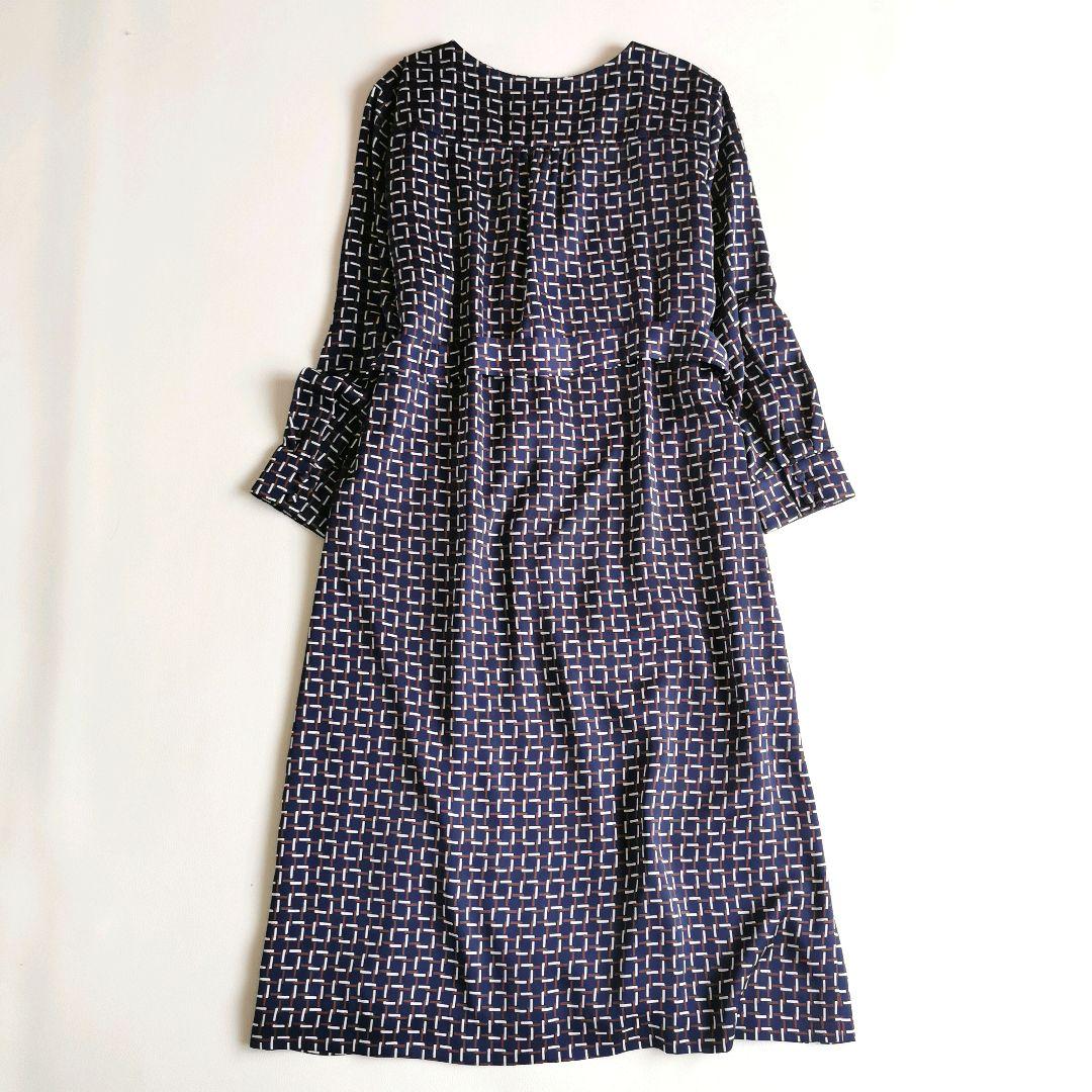 近年【美品✨】ポールスチュアート ロングワンピース リボン 総柄 幾何学 L