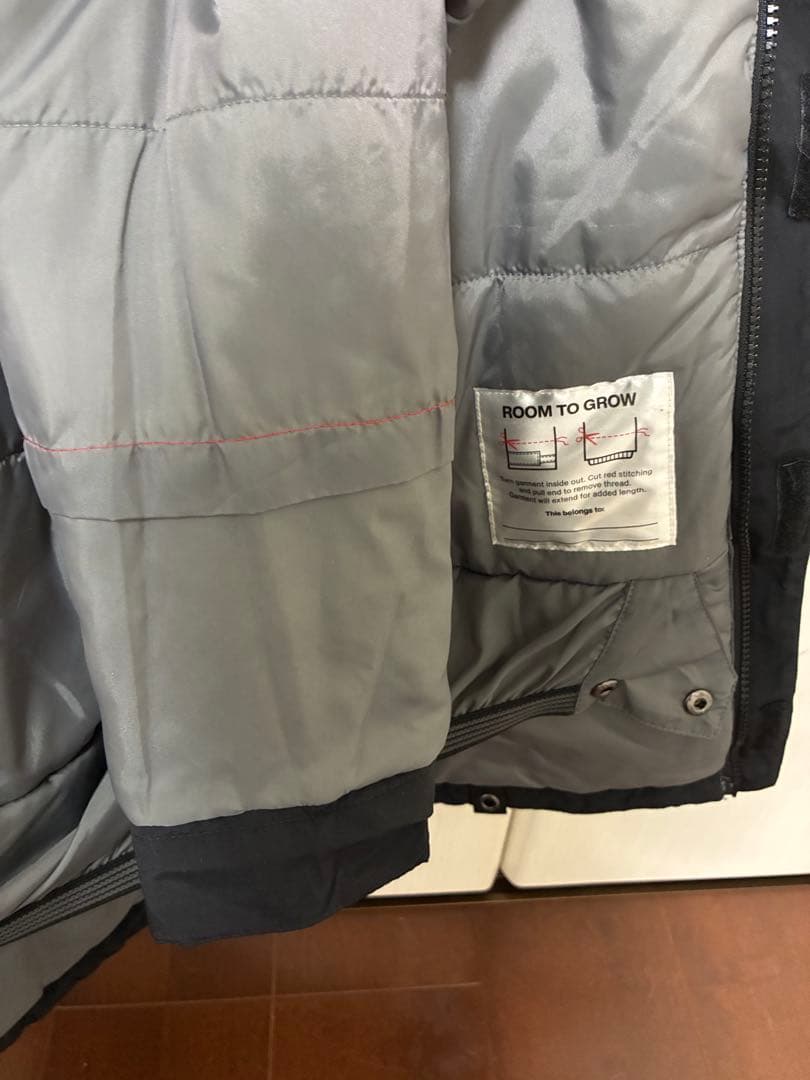 Burton Dugout Jacket Boys Size:M バートン