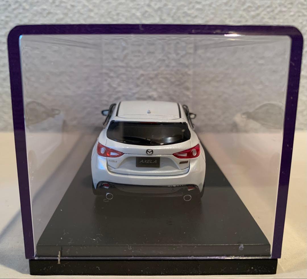 MAZDA特注1/43 アクセラ スポーツ スノーフレイクホワイトパールマイカ