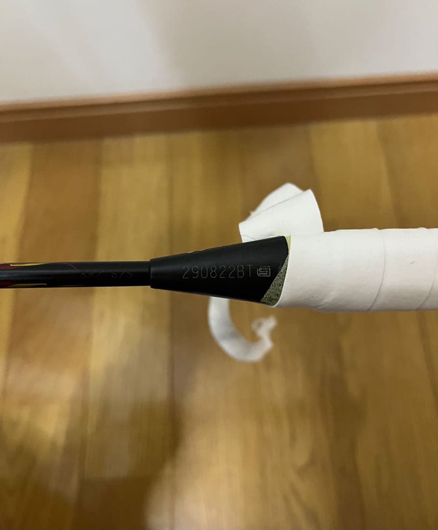 ［はるか］【美品】 YONEX ナノフレア800 4ug5