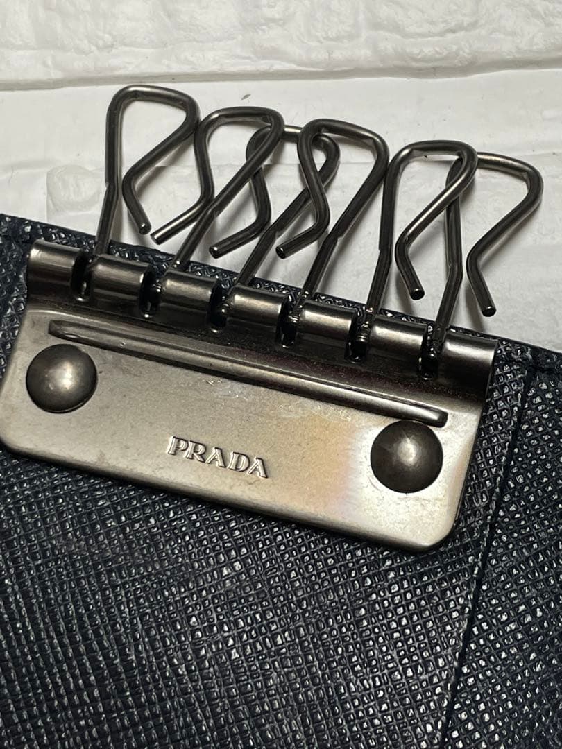 【匿名配送】PRADAプラダ　キーケース　❤︎