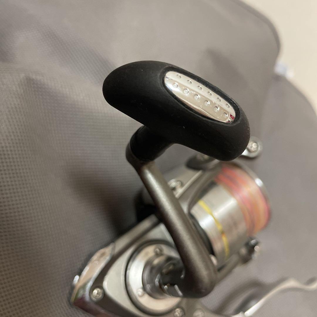 ダイワ　daiwa TRISO SHOX リール　2500LBD