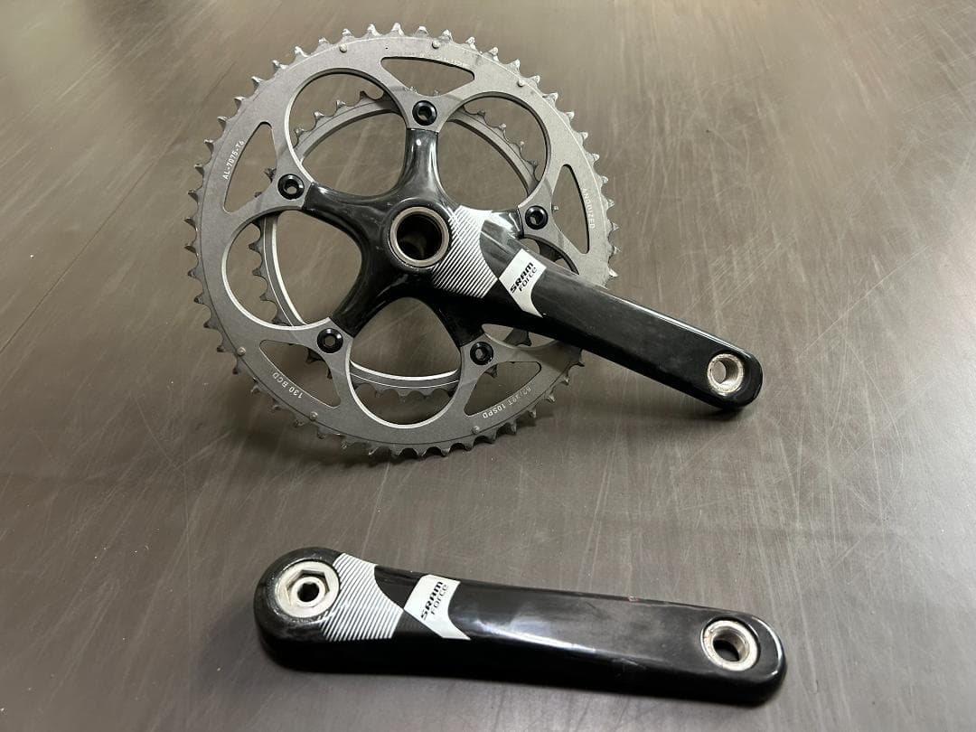 スラムフォースカーボン製クランクセット 170mm