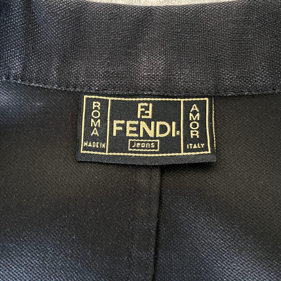 FENDI フェンディ　ロゴ　ジップ　ベスト　レディース　ブラック系　40