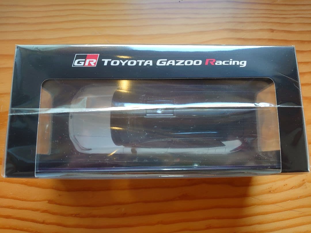 ☆【割引】新型RAV4　GRスポーツ　ブラック×ホワイト　カラーサンプル