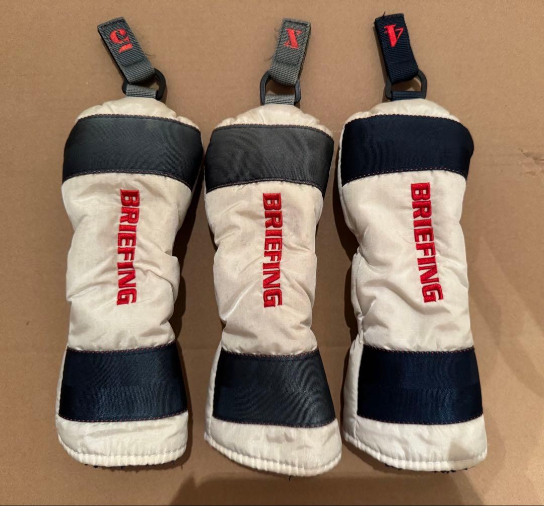 BRIEFING スタンド式キャディバッグ ネイビー　中古　ヘッドカバー付き！
