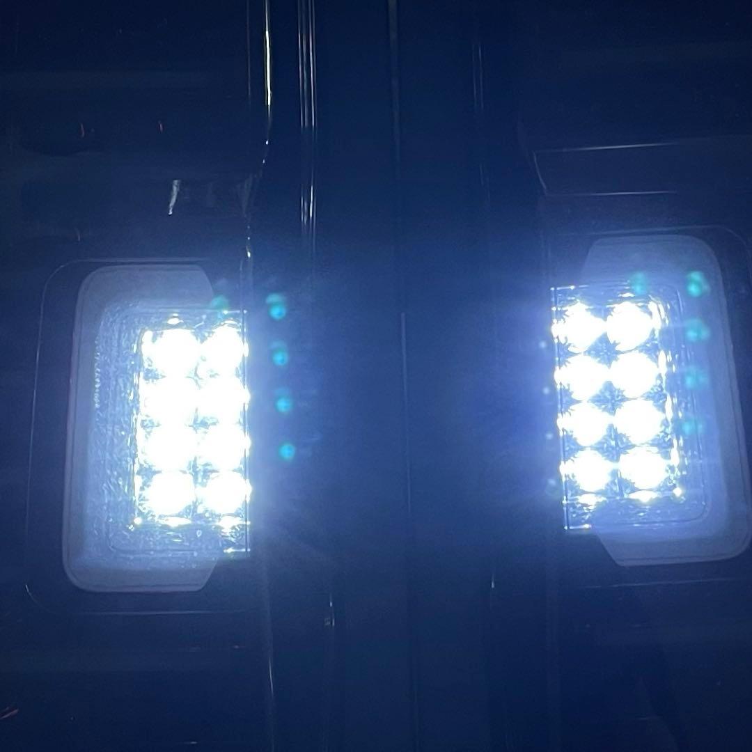 訳あり未使用品 ダイハツ タントカスタムLA600流星ウインカーLEDテール