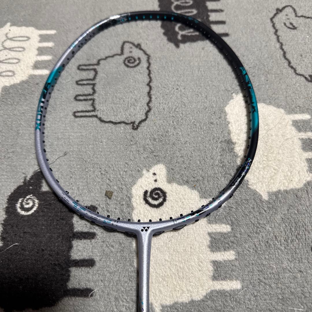 バドミントンラケット　アストロクス88sプロ