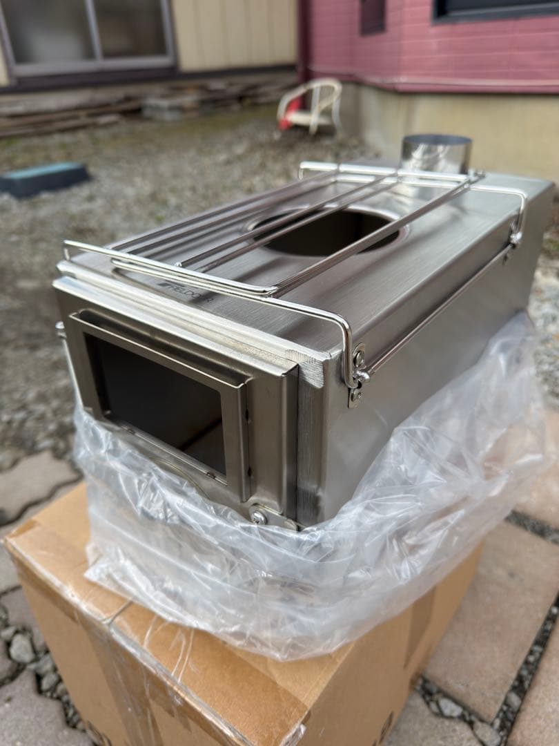 【訳あり】フィールドア 薪ストーブ 本体のみ 新品