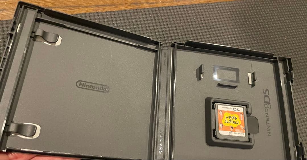3DS トモダチコレクション新生活　2本セット　初期化済み　動作確認済