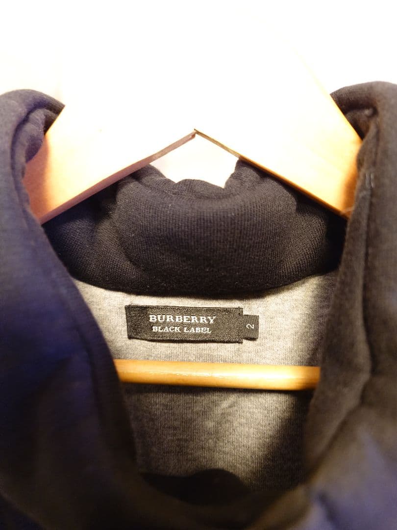 【希少】バーバリー BURBERRY BLACK LABEL フードダウンベスト