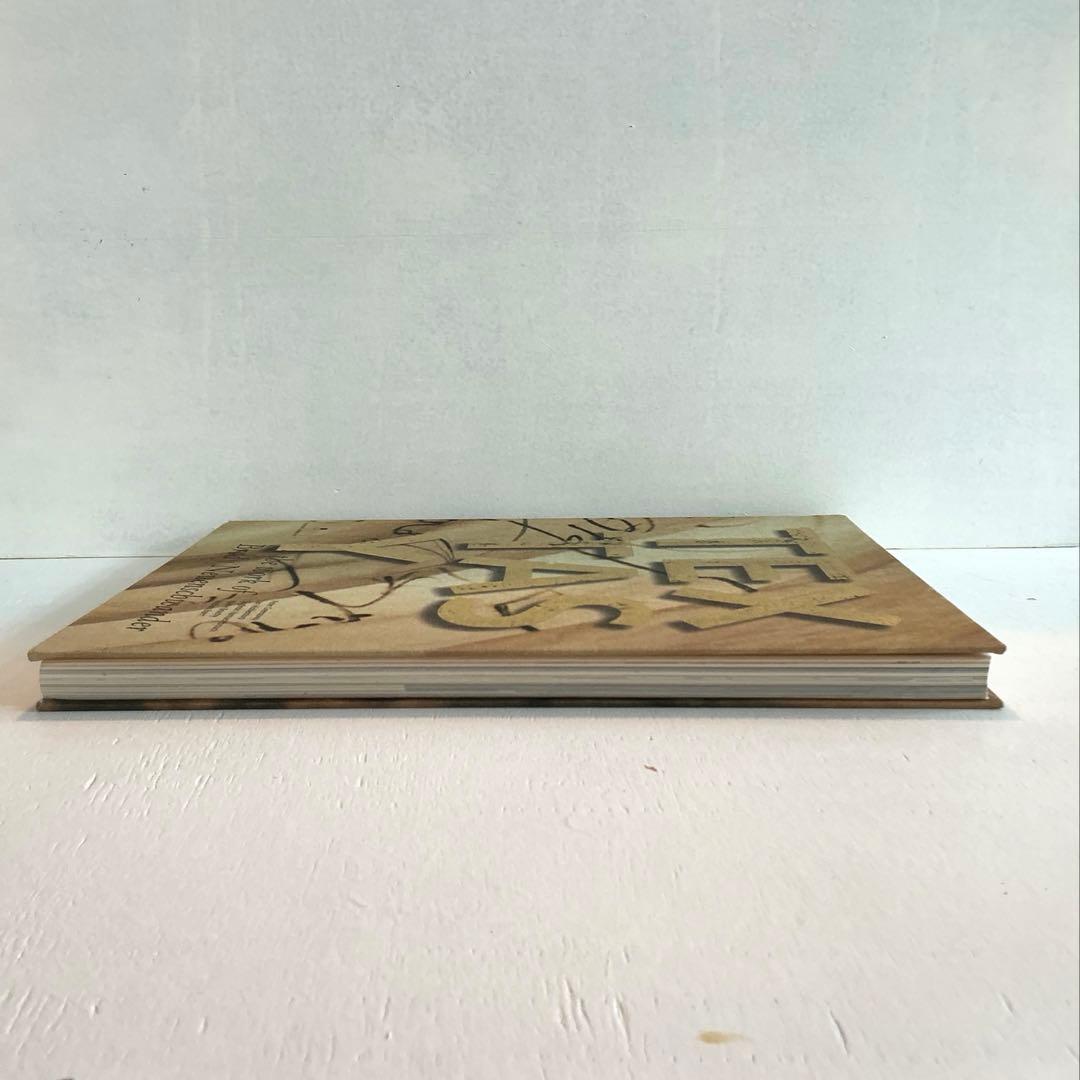 TEXTASY: Brody Neuenschwander ノイシュワンダー作品
