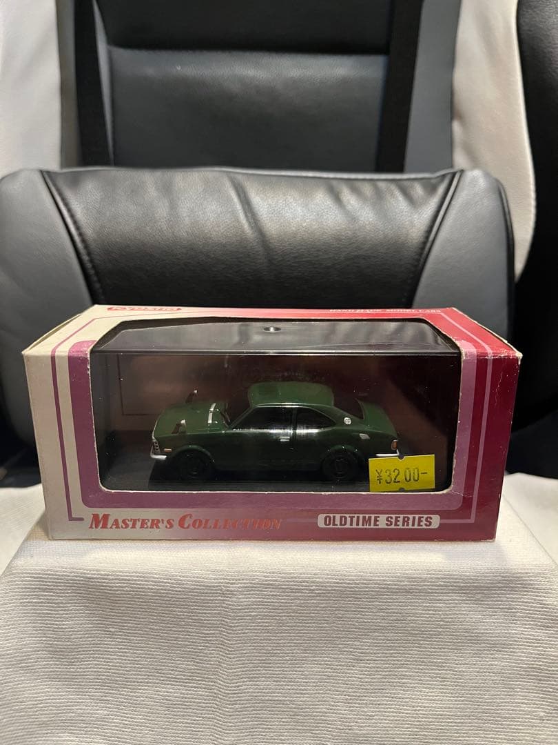 [希少品] 京商 マスターズコレクション カローラレビン ミニカー 1/43