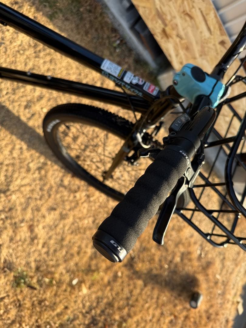 ヨツバサイクル　ヨツバ ゼロ 24 8スピード　黒　手渡し限定