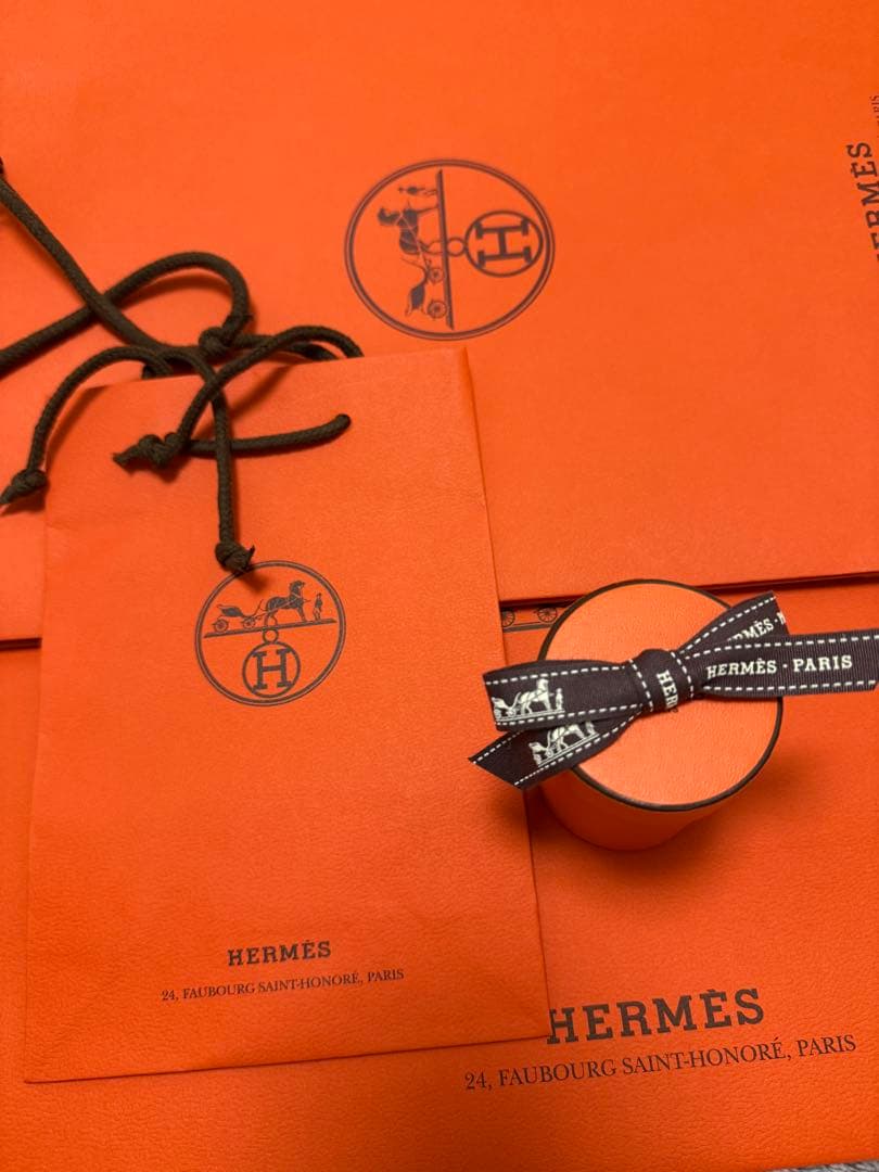新品未使用　HERMES ☆ フォーブルの切手愛好家 ツイリー スカーフ