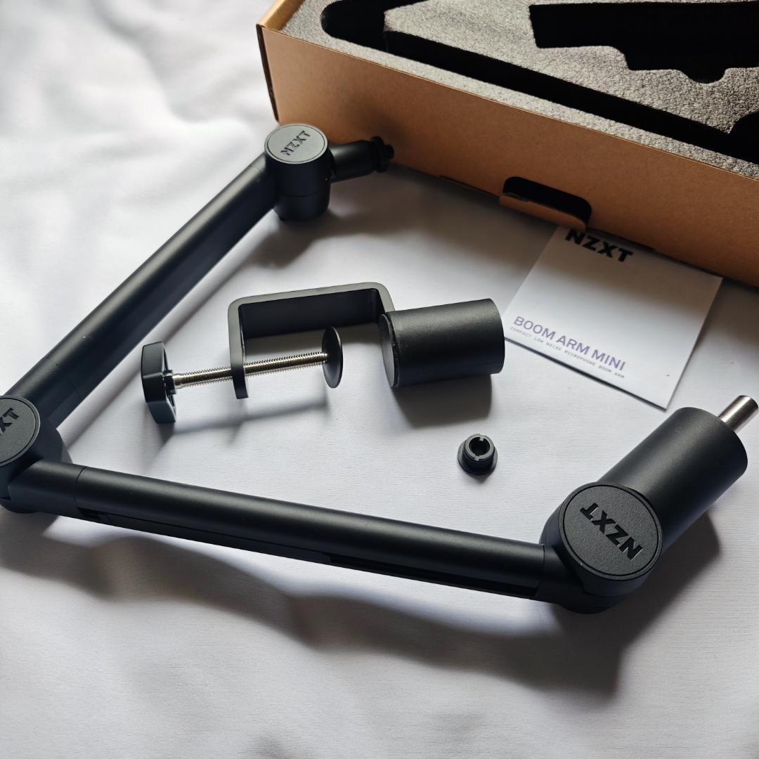 NZXT Boom Arm Mini 回転式小型マイクアーム Black