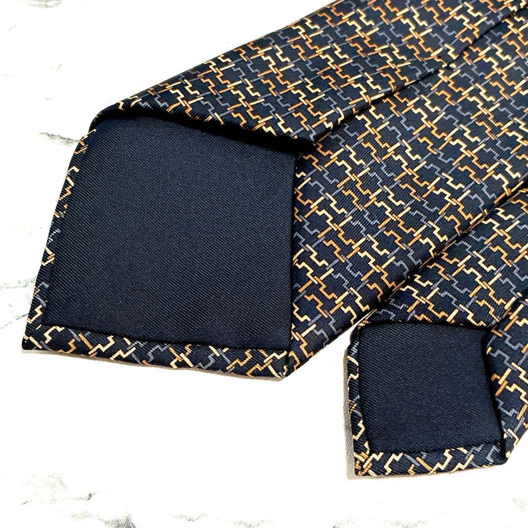 ✨極美品✨エルメス　目を惹く立体3DH柄 マルチカラー　ネクタイ