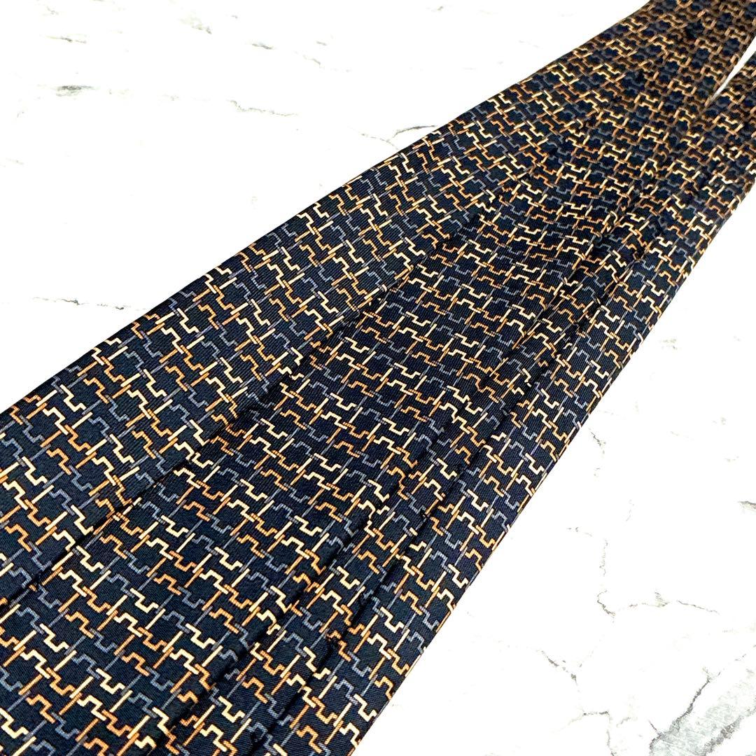 ✨極美品✨エルメス　目を惹く立体3DH柄 マルチカラー　ネクタイ