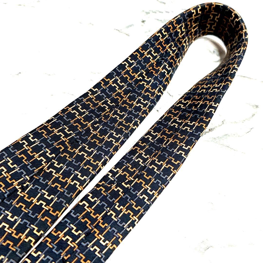 ✨極美品✨エルメス　目を惹く立体3DH柄 マルチカラー　ネクタイ