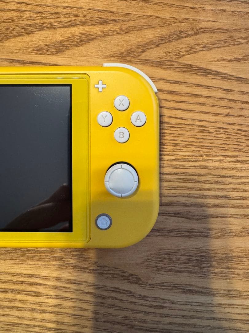 Nintendo Switch Lite イエロー スイッチライト【ケース付き】