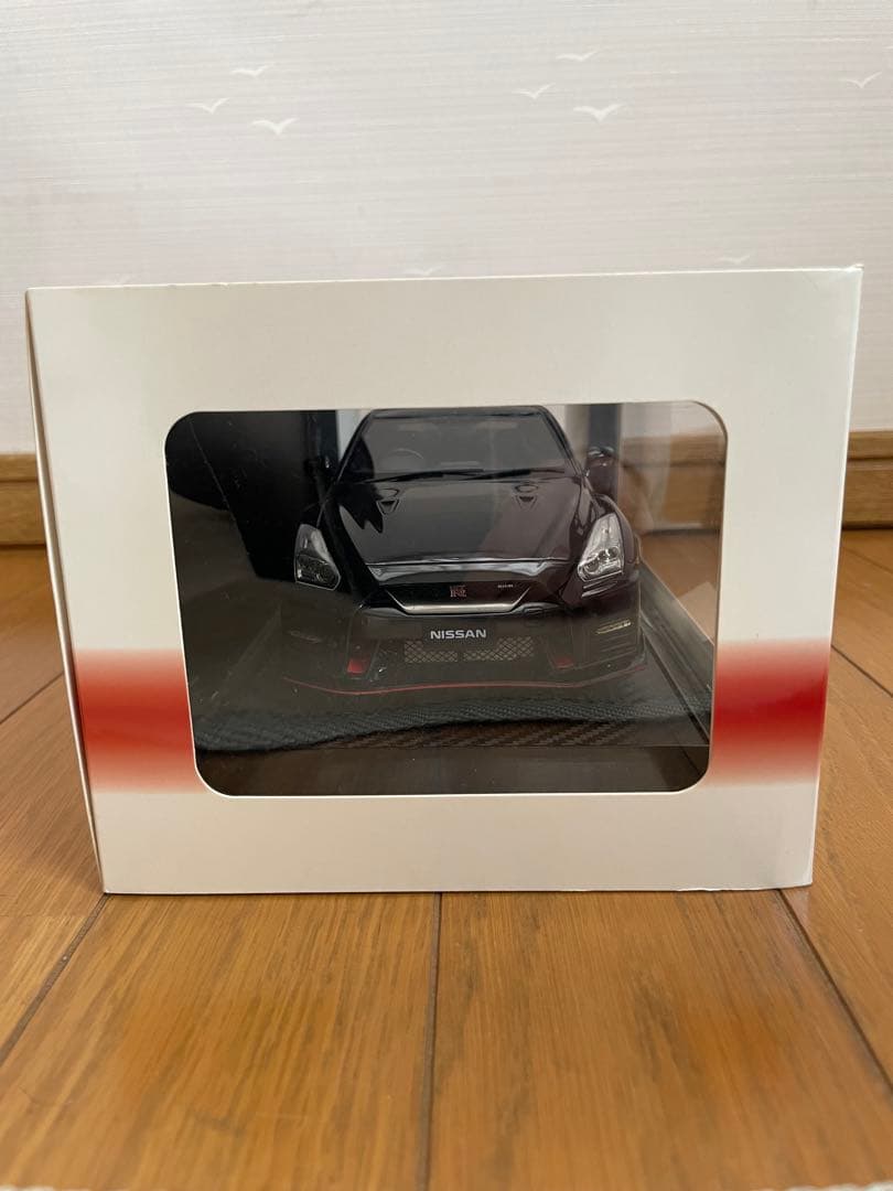 ミニカー 1/18 日産 R35GTR NISMO