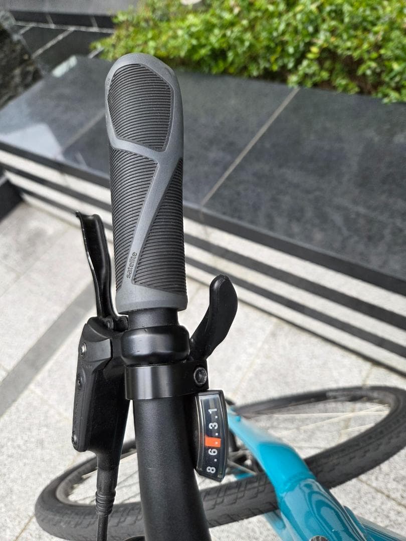 2021 Trek FX 2 クロスバイク、サイズXS