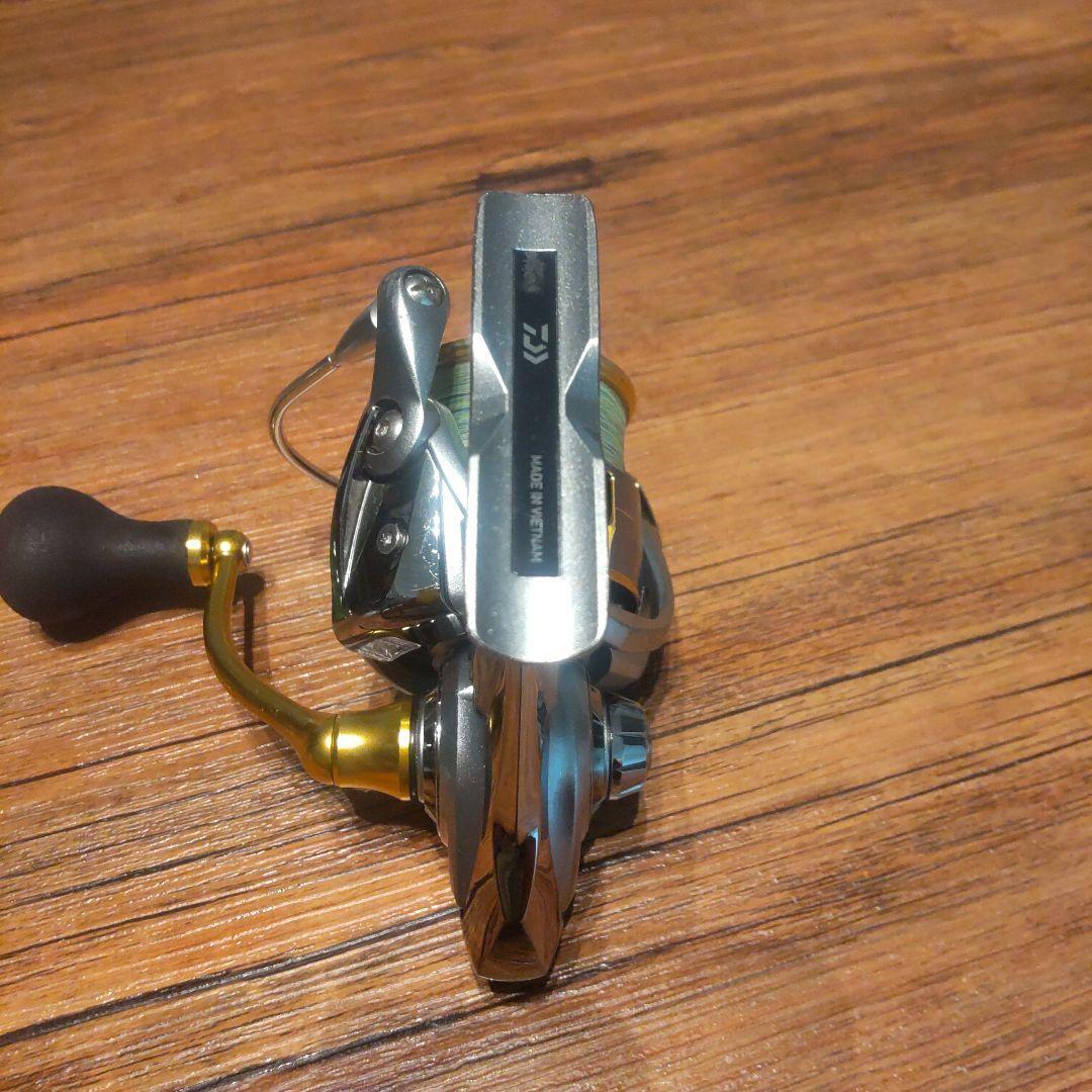 FREAMS LT 4000D-CXH スピニングリール ダイワ フリームス