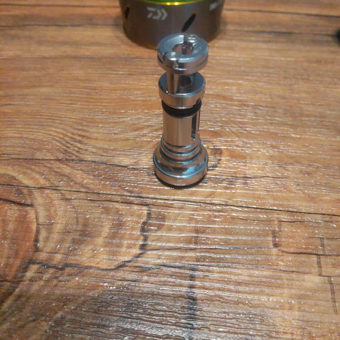 FREAMS LT 4000D-CXH スピニングリール ダイワ フリームス