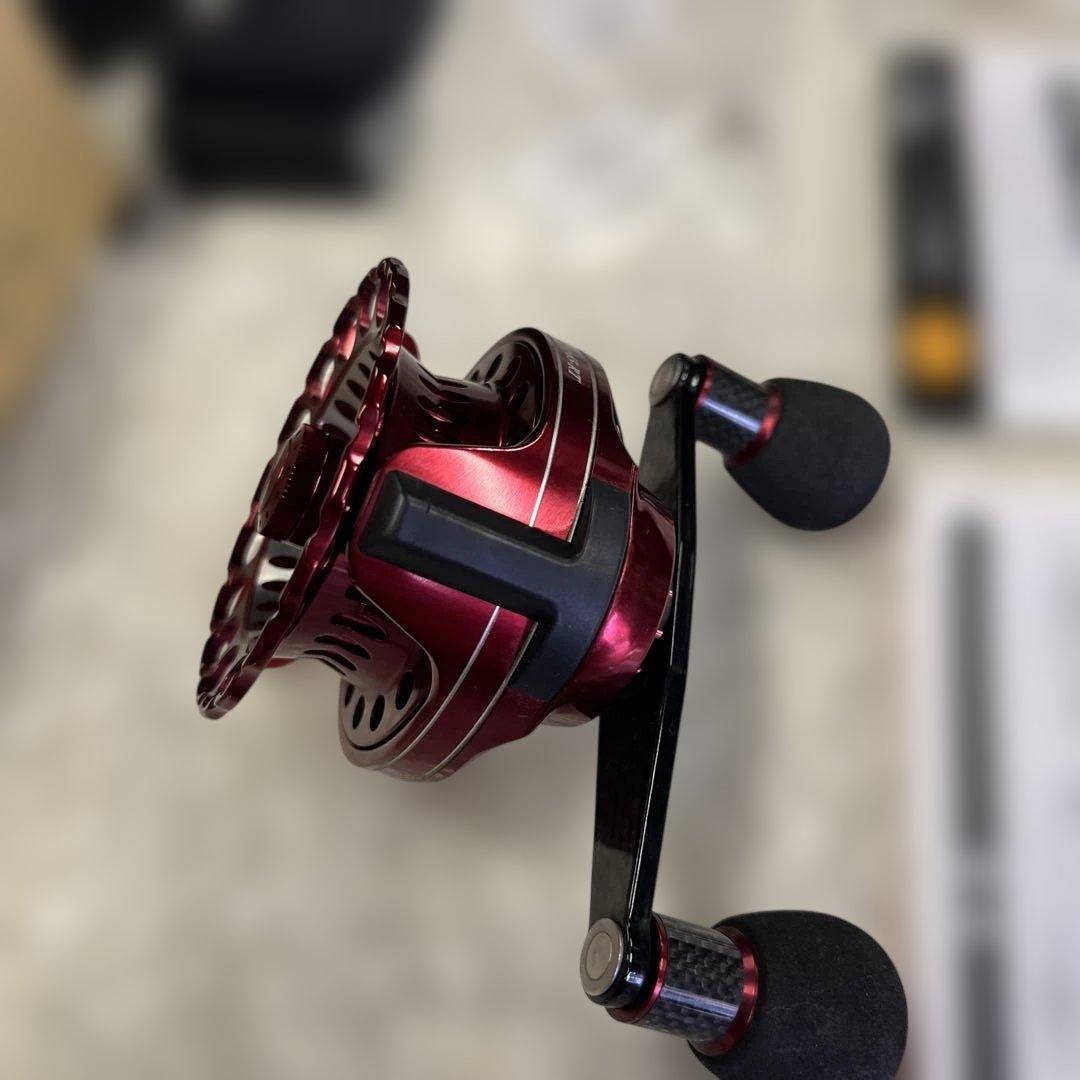 黒鯛工房　アスリートレーサー　65-RT カセ釣師 レッド 右巻き　付属品付き