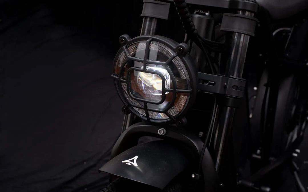 MOVE 電動アシスト自転車 CAVET II