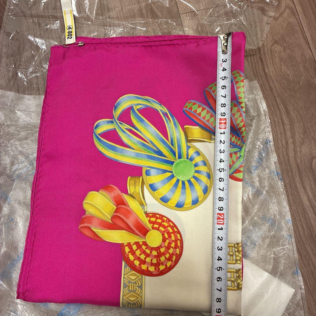 Hermès　カレ90　スカーフ　シルク　フューシャピンク