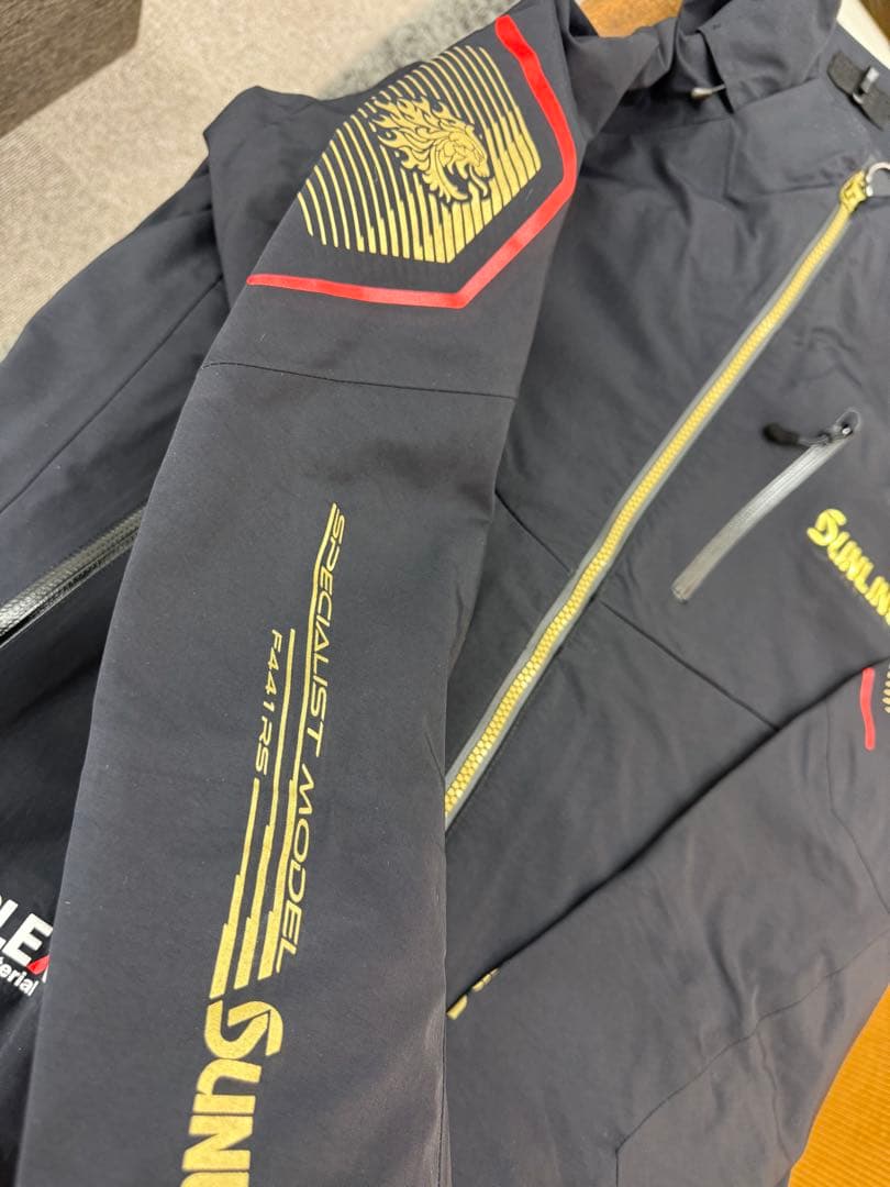 ⭐︎激レア⭐︎新品・未使用⭐︎SUNLINE オールウェザースーツＬサイズ