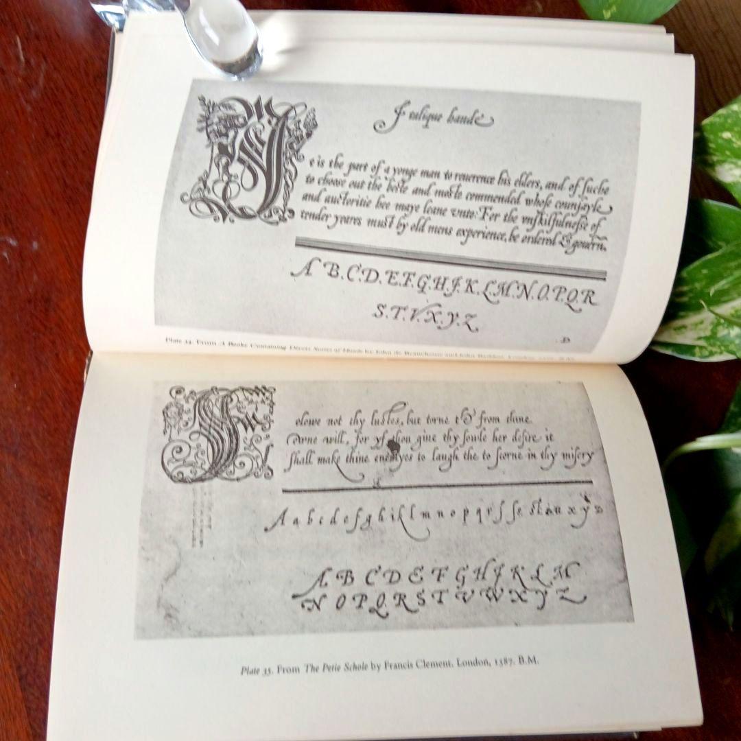 洋書古書1952年　ペンギン文庫　カリグラフィー美しい筆記体　ヴィンテージ　希少
