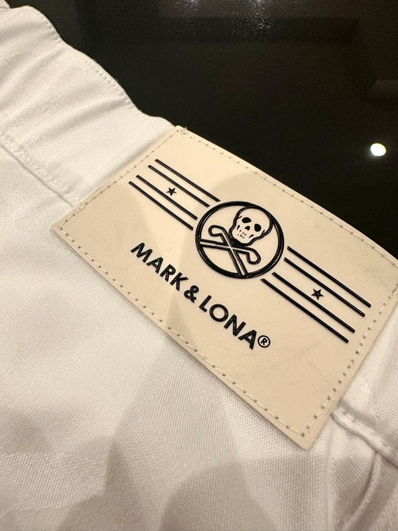 【美品】マークアンドロナ　メンズ　ハーフパンツ　48 L