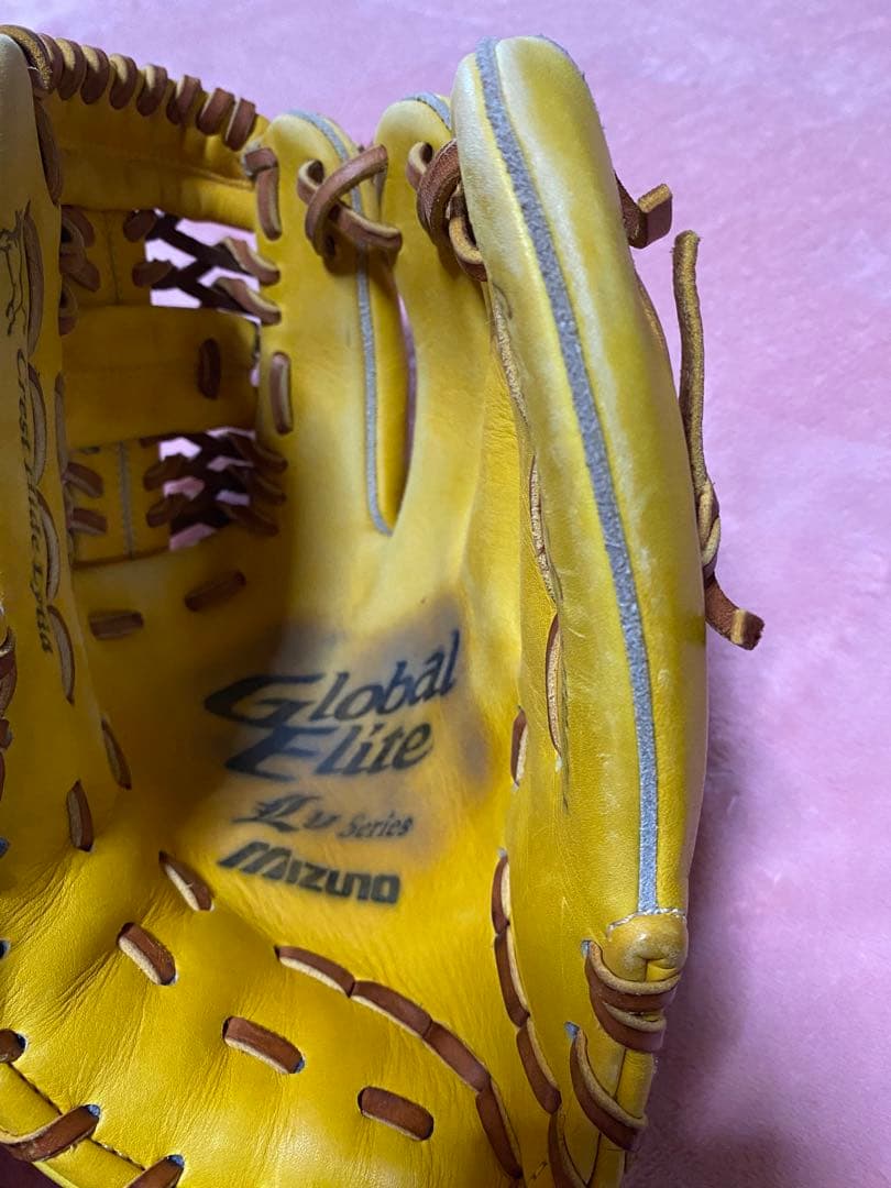 Mizuno Global Elite グローブ イエロー 収納袋付き