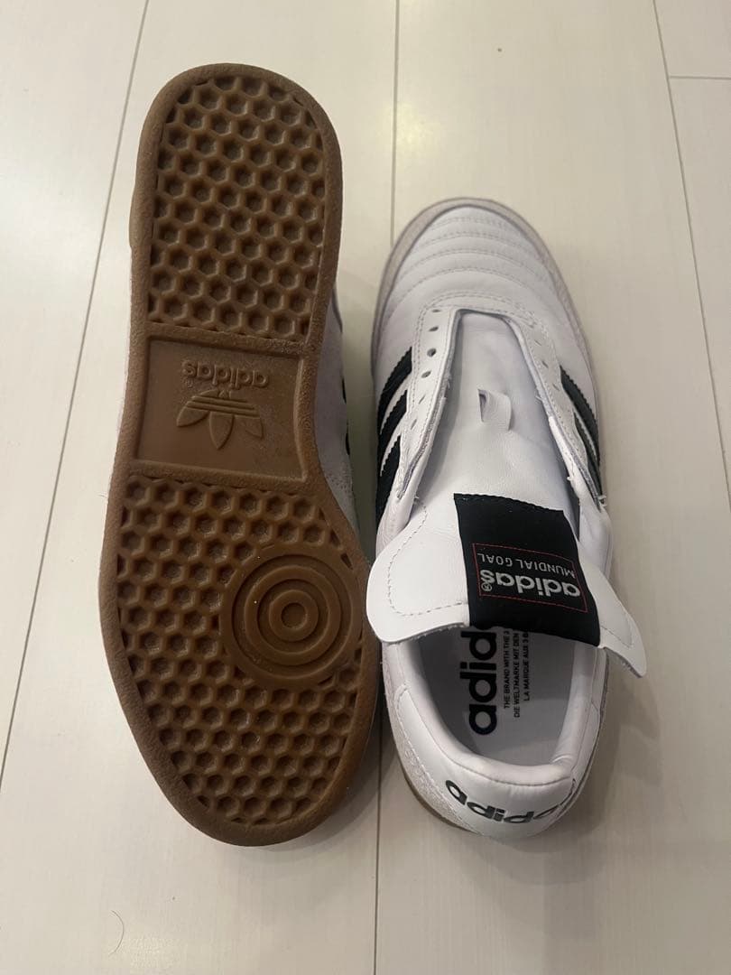 美品　USED adidas MUNDIAL GOAL ホワイト/ブラック
