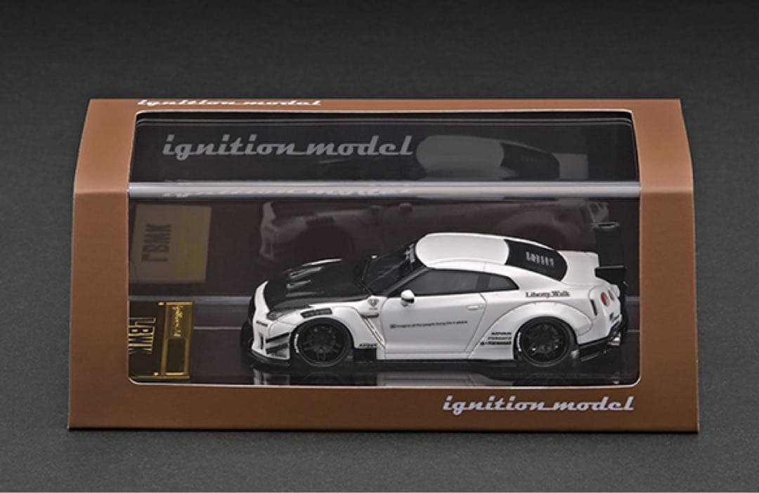 イグニッションモデル　1/64 LB-WORKS Nissan GT-R R35
