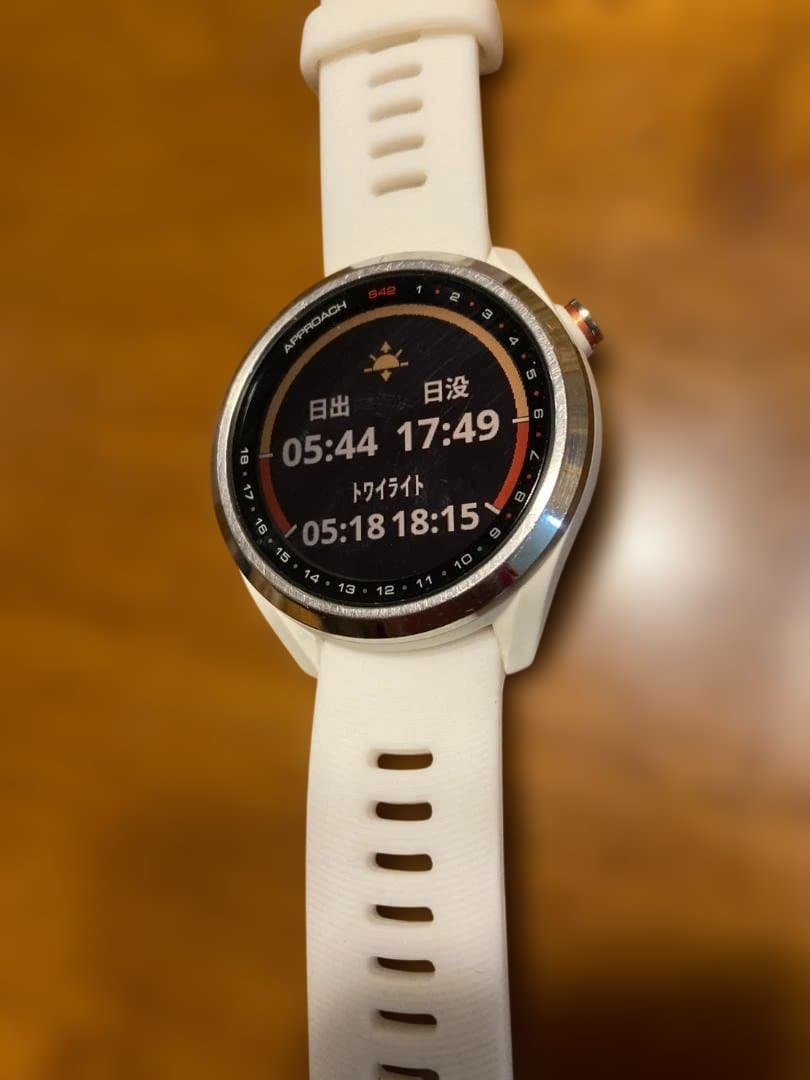 N*s様 GARMIN ガーミン Approach アプローチ S42 白
