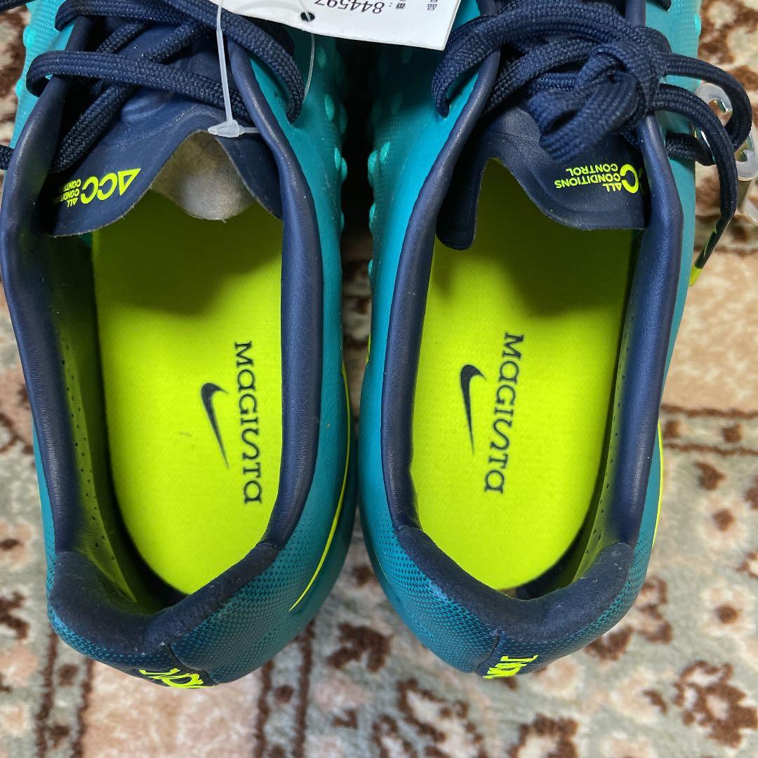 【未使用•タグ付き】 Nike サッカースパイク magista opusⅡ