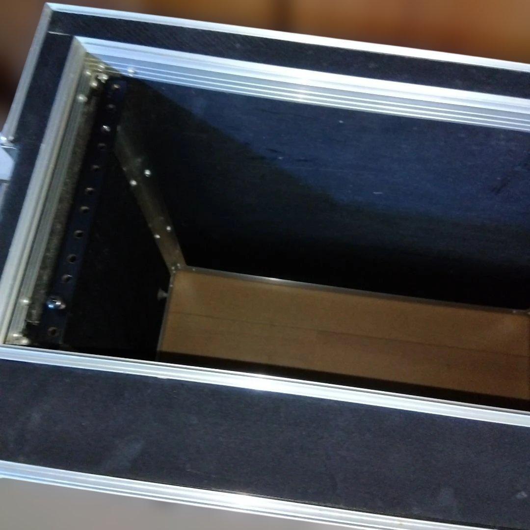 アルミ製ラックケース 中型