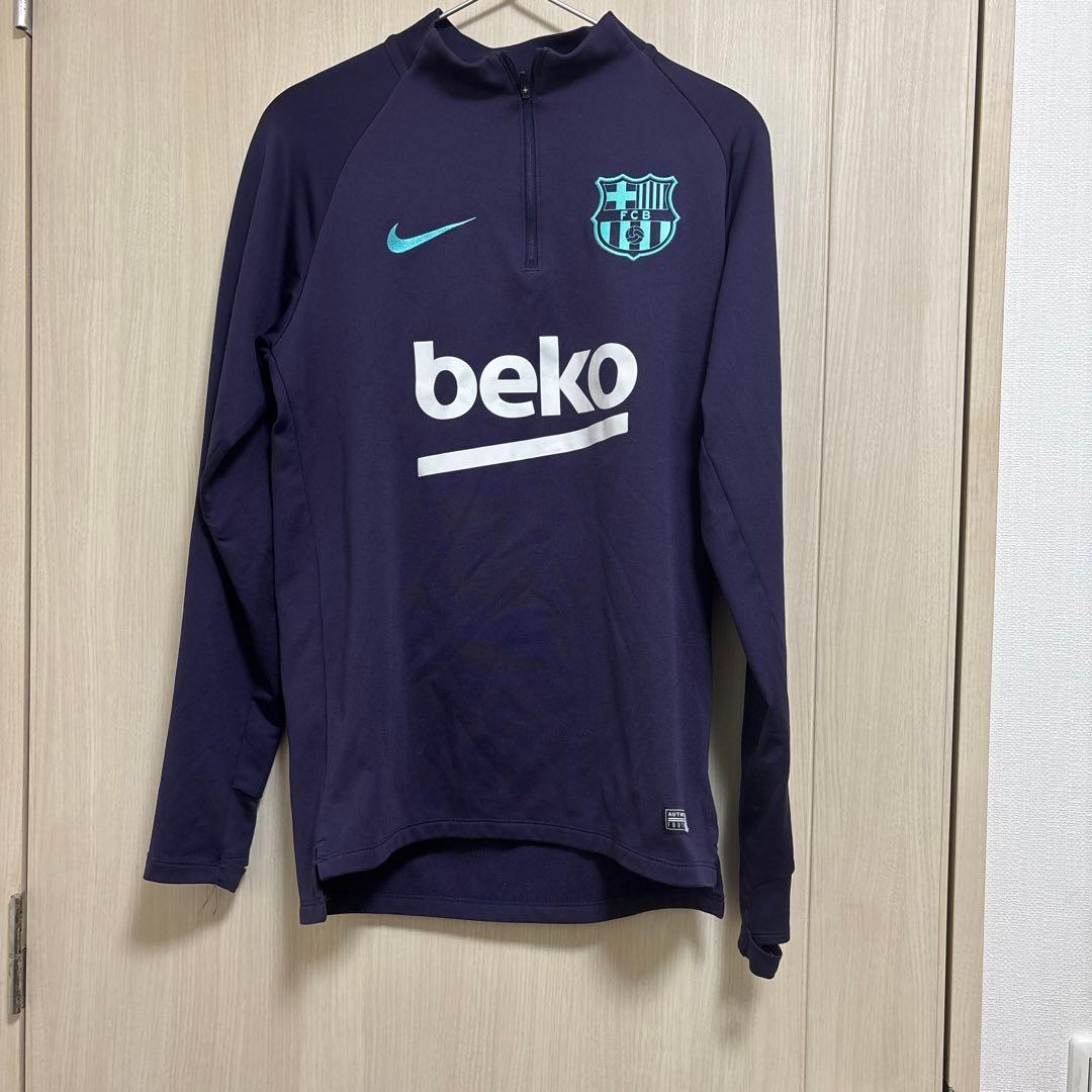s*3様 ⚠️16日で出品取消　FC Barcelona Nike ジャージセッ