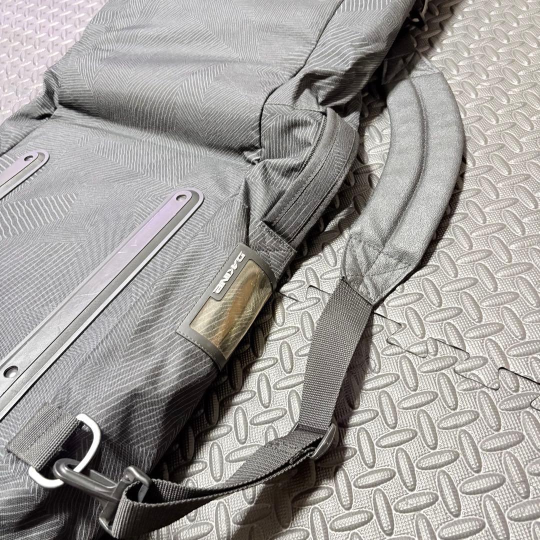 DAKINE スノーボードバッグ 157 シューズケース付き　キャリーケース