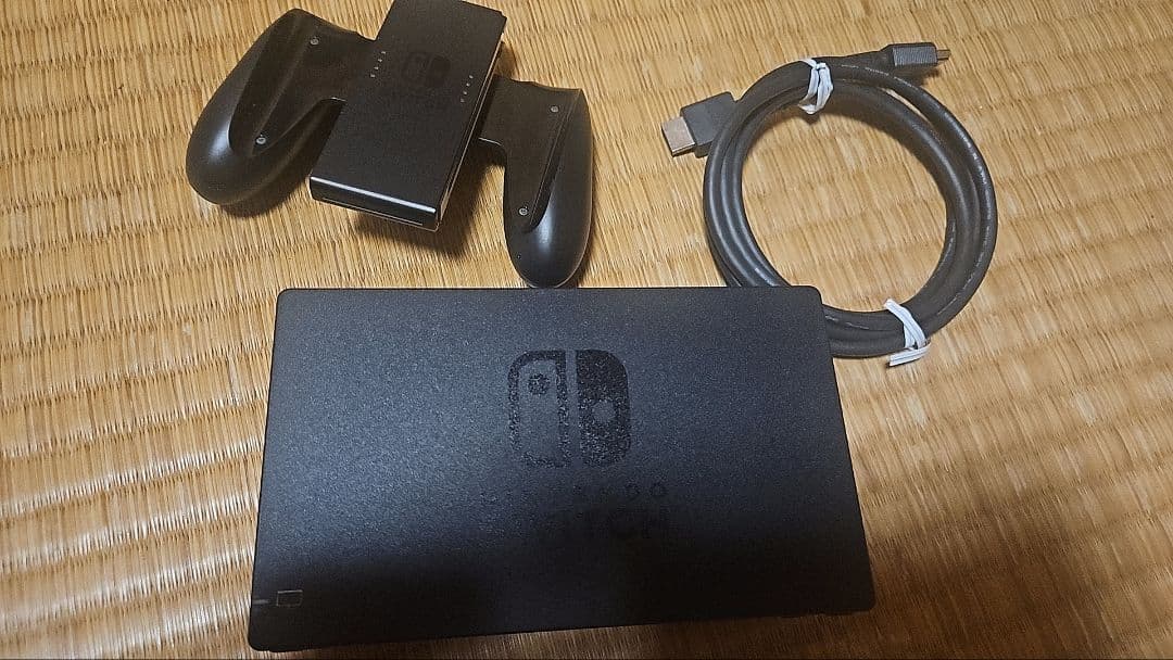 Nintendo　Switch 旧型 2017年製 本体　HAC-001