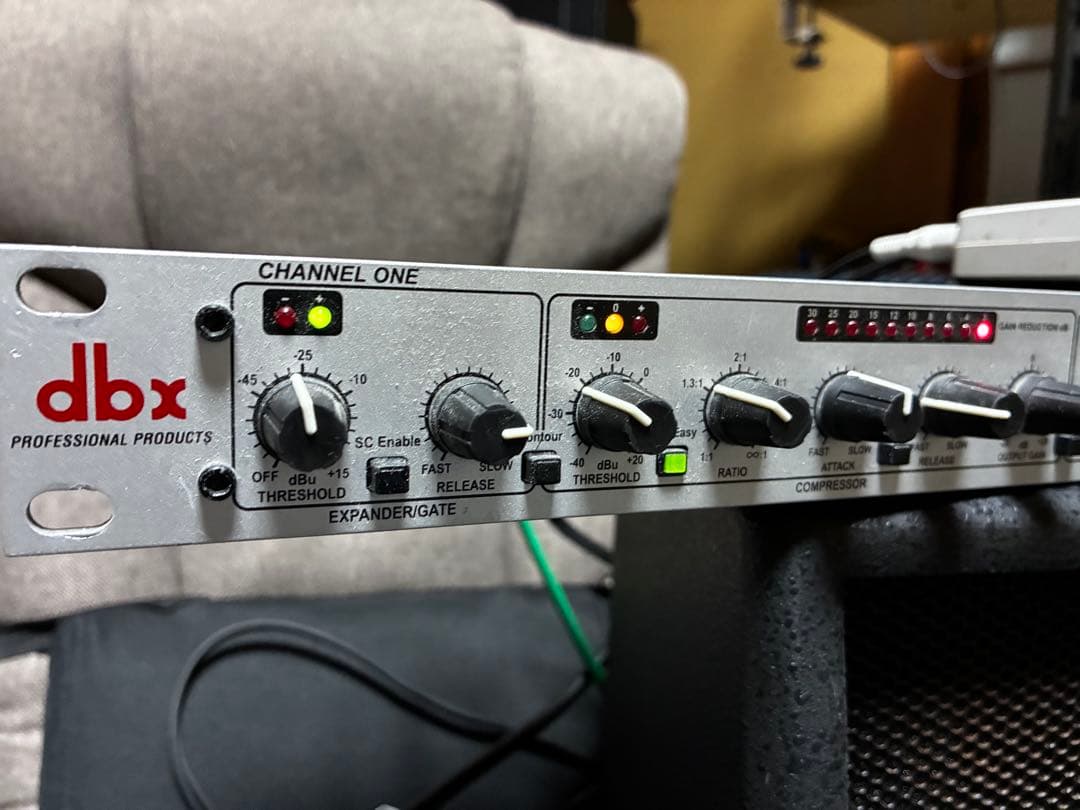dbx 166XS コンプレッサー　動作品