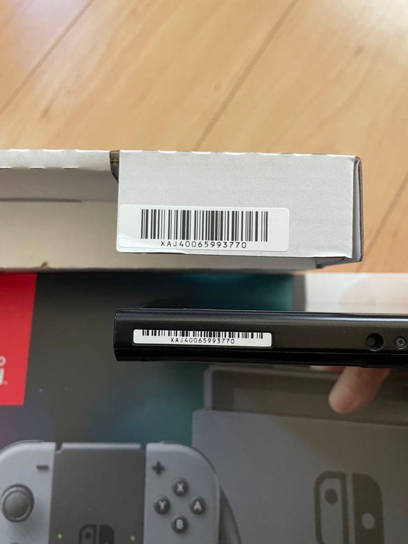 Nintendo Switch 本体 2台　Joy-Con無し