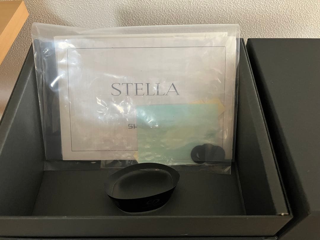 雪華　SHIMANO STELLA 4000MHG リール