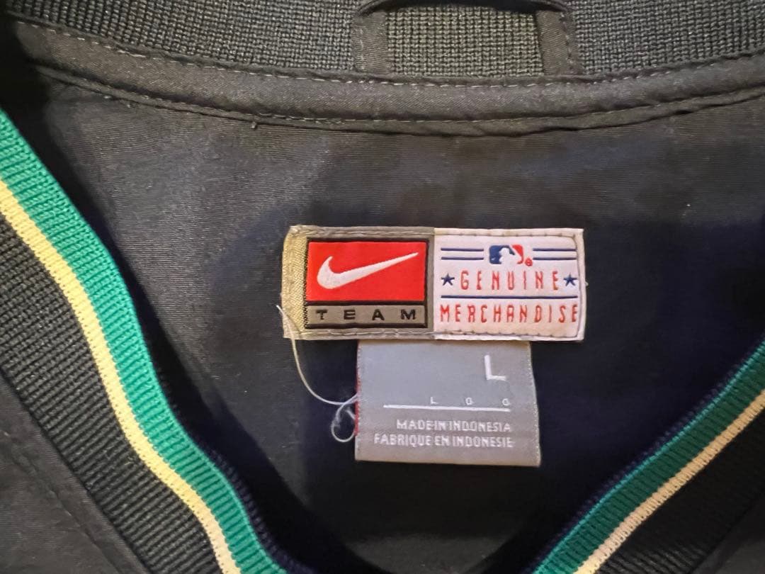 NIKE（ナイキ）MLB シアトル・マリナーズ ナイロンプルオーバー／Lサイズ