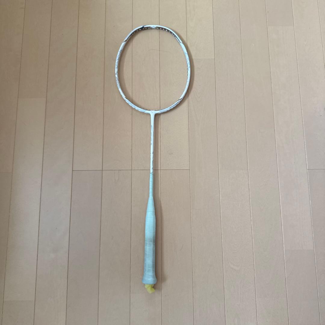ミズノ バドミントンラケット アストロックス