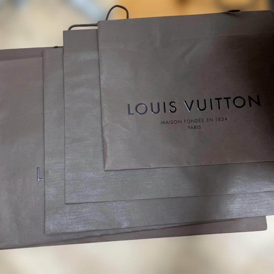 ルイヴィトン 空箱19個 紙袋25枚 リボン14本 メッセージカード13枚